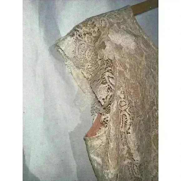 Anthropologie Maeve Katrine Lace Shimmer Peplum Top Blush/Ivory Cream Medium - Picture 3 of 7